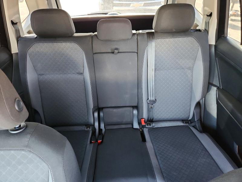 Продажа на аукционе авто 2018 Volkswagen Tiguan, vin: 3VV1B7AX7JM087740, номер лота: 54837096