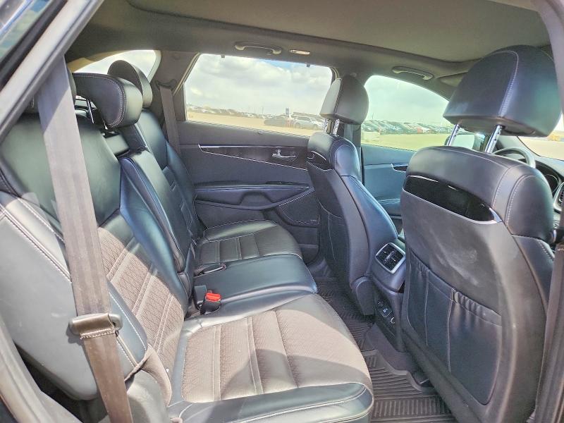 Продажа на аукционе авто 2018 Kia Sorento, vin: 5XYPKDA55JG381723, номер лота: 53102446