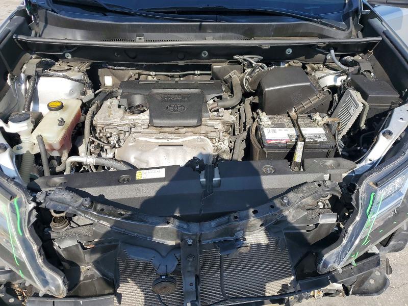 52831136 :رقم المزاد ، 2T3YFREV4FW185605 vin ، 2015 Toyota Rav4 مزاد بيع