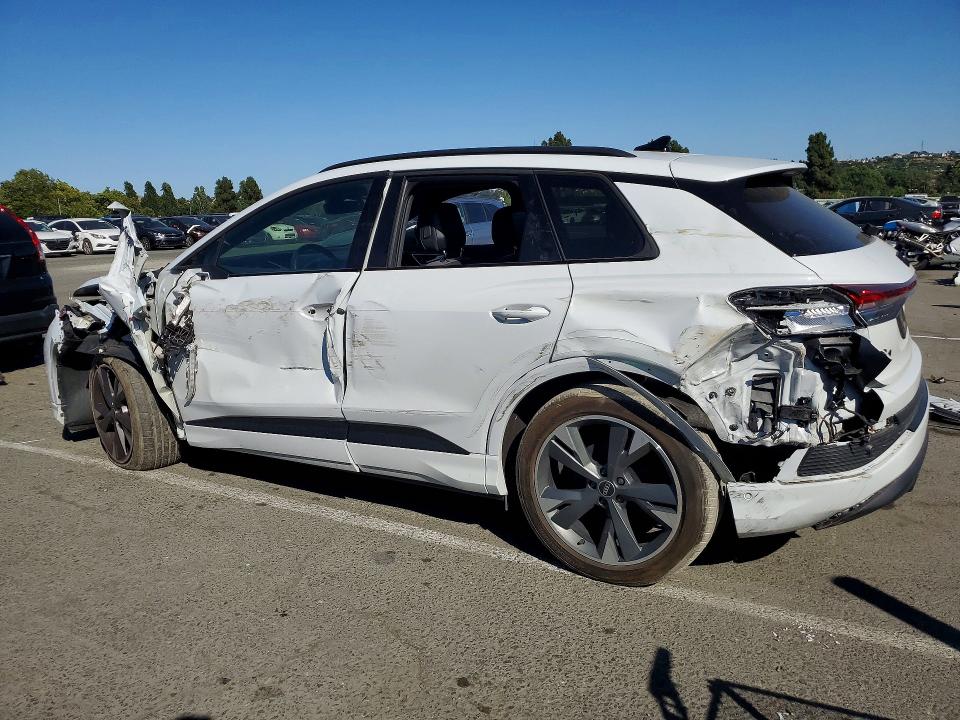 Продажа на аукционе авто 2024 Audi Q4 E-tron, vin: WA1MUBFZ3RP038666, номер лота: 54411666