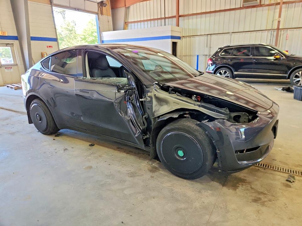 55077156 :رقم المزاد ، 7SAYGDEE7RA281903 vin ، 2024 Tesla Model Y مزاد بيع