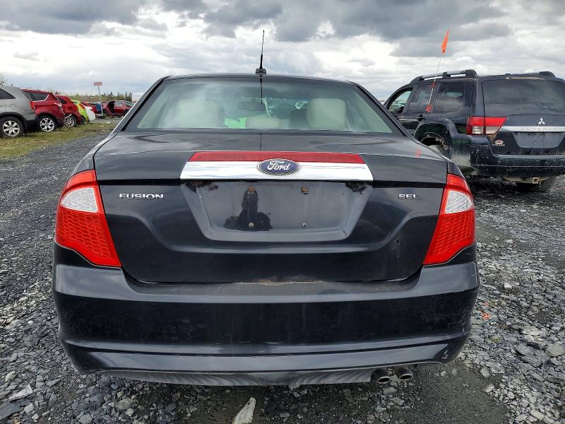 50951246 :رقم المزاد ، 3FAHP0JA0BR117303 vin ، 2011 Ford Fusion مزاد بيع
