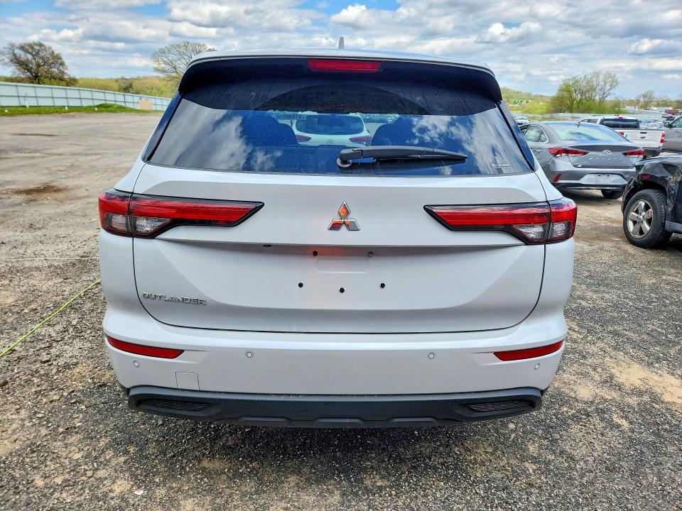 2022 Mitsubishi Outlander მანქანა იყიდება აუქციონზე, vin: JA4J4TA82NZ041595, აუქციონის ნომერი: 51846936