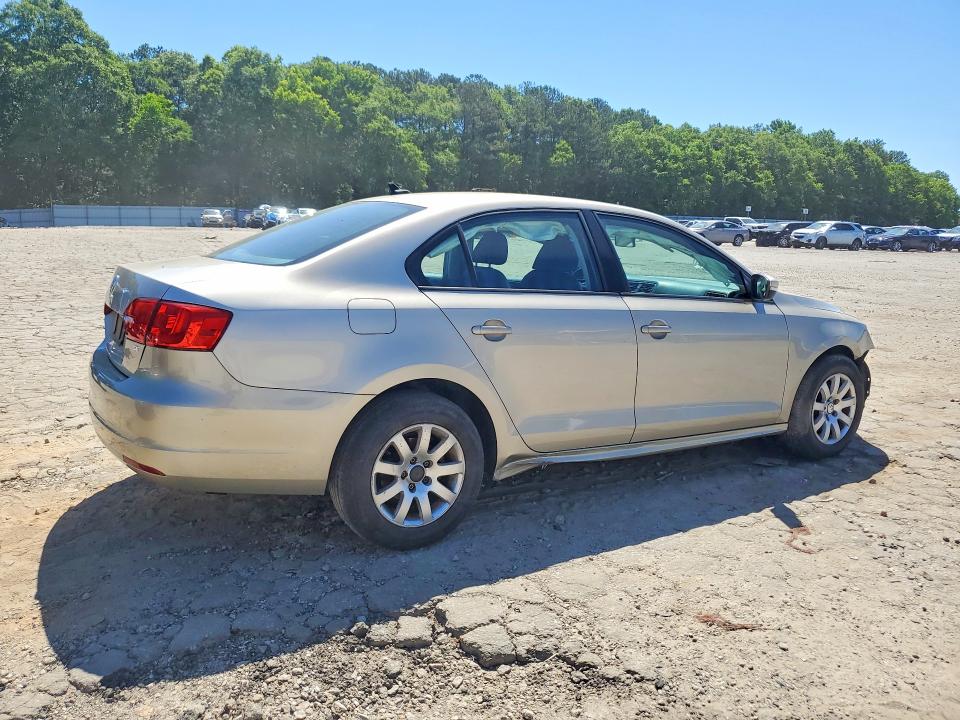 53347106 :رقم المزاد ، 3VWD17AJ1EM270676 vin ، 2014 Volkswagen Jetta مزاد بيع