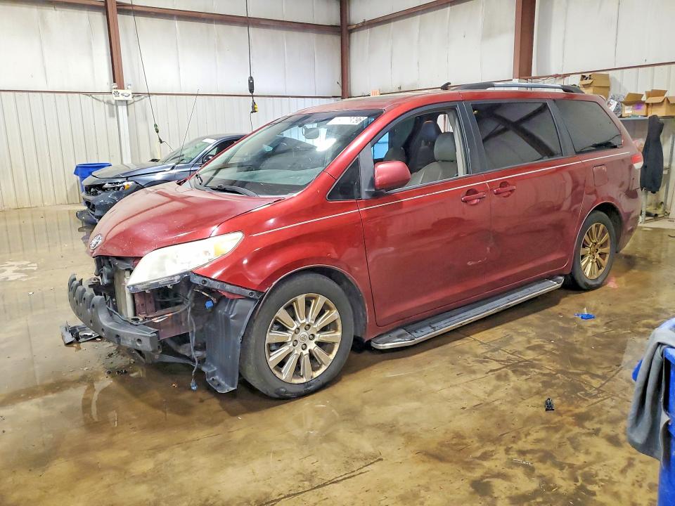2011 Toyota Sienna მანქანა იყიდება აუქციონზე, vin: 5TDDK3DC6BS002823, აუქციონის ნომერი: 54173796