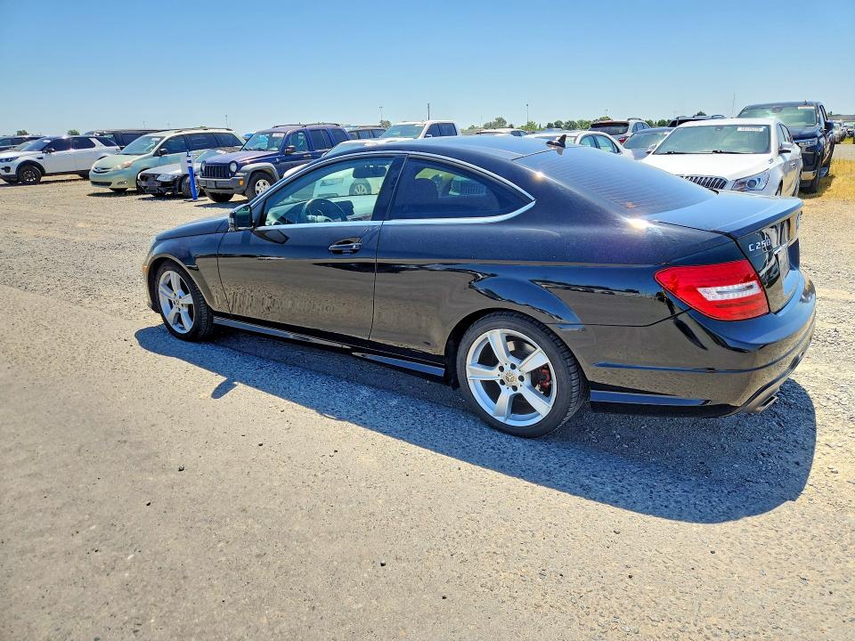 Продаж на аукціоні авто 2014 Mercedes-benz C, vin: WDDGJ4HBXEG209078, номер лоту: 52526596