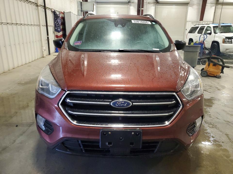 53818806 :رقم المزاد ، 1FMCU9GD9JUA23653 vin ، 2018 Ford Escape مزاد بيع