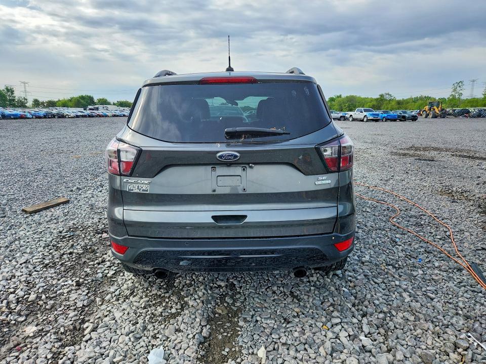 52509216 :رقم المزاد ، 1FMCU0G92HUE66552 vin ، 2017 Ford Escape مزاد بيع