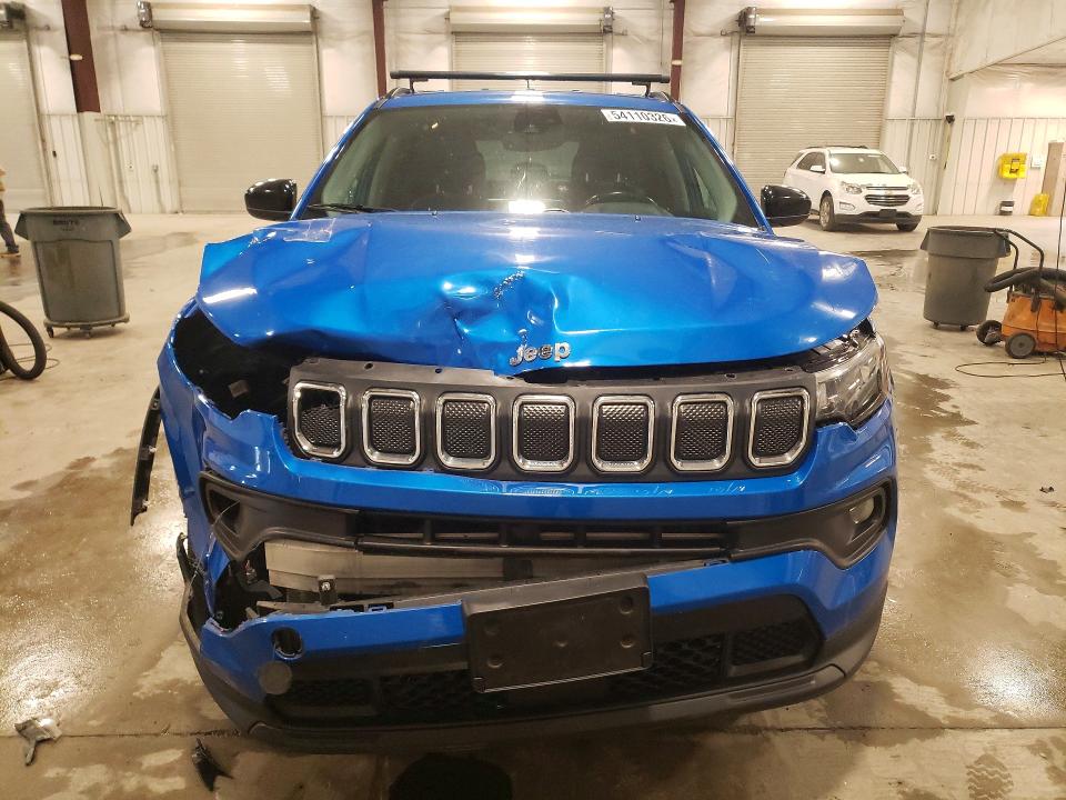 2022 Jeep Compass მანქანა იყიდება აუქციონზე, vin: 3C4NJDFB0NT221725, აუქციონის ნომერი: 54110326
