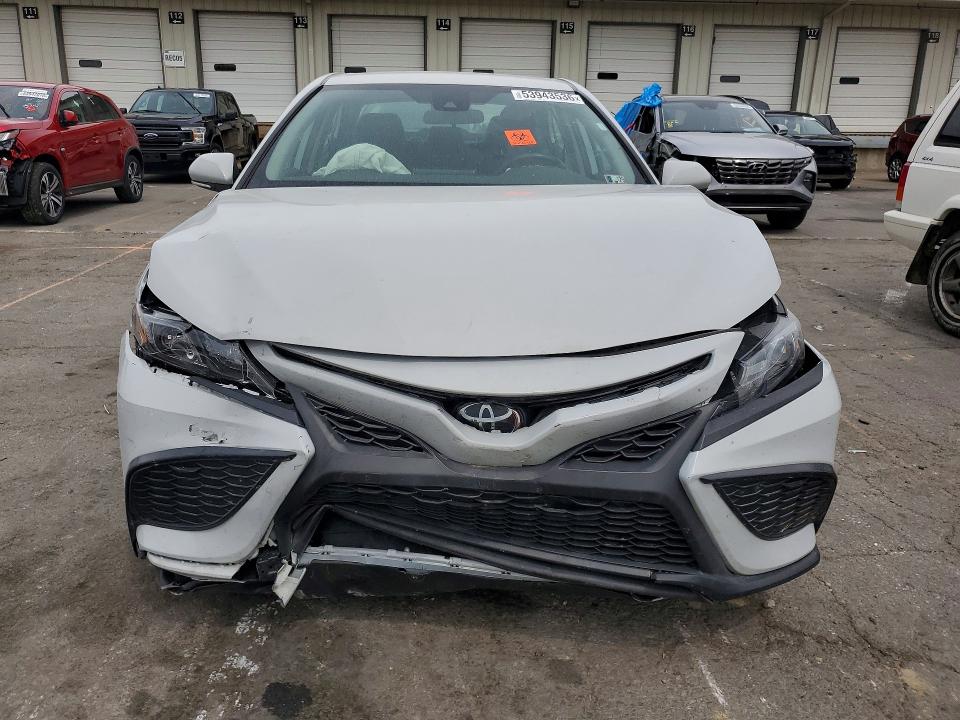 53943536 :رقم المزاد ، 4T1G11AK9RU247083 vin ، 2024 Toyota Camry مزاد بيع