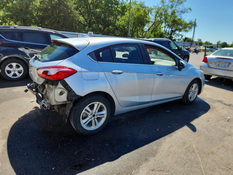 Продажа на аукционе авто 2018 Chevrolet Cruze, vin: 3G1BE6SM1JS556172, номер лота: 54992586