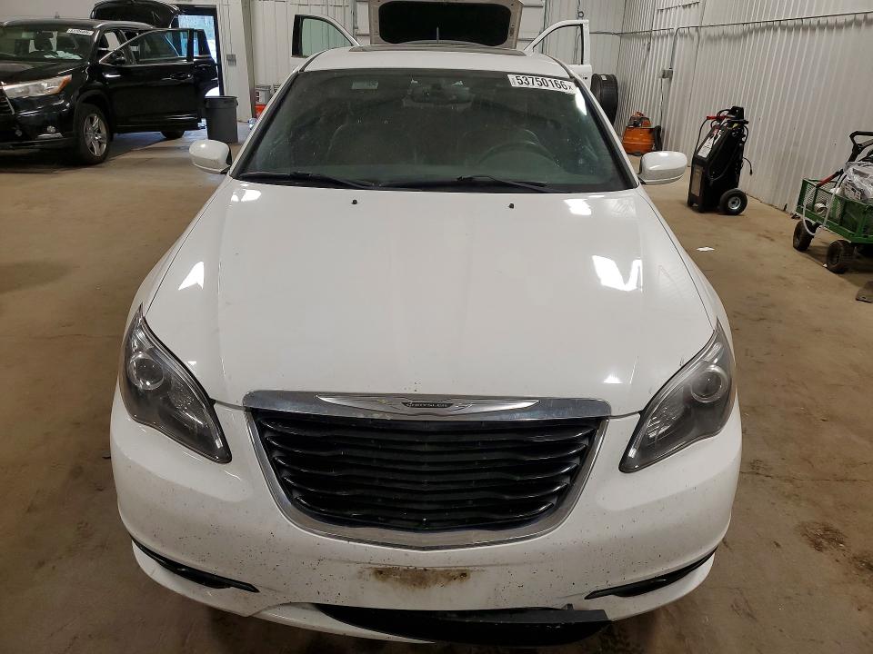 2013 Chrysler 200 მანქანა იყიდება აუქციონზე, vin: 1C3CCBCG7DN571006, აუქციონის ნომერი: 53750166