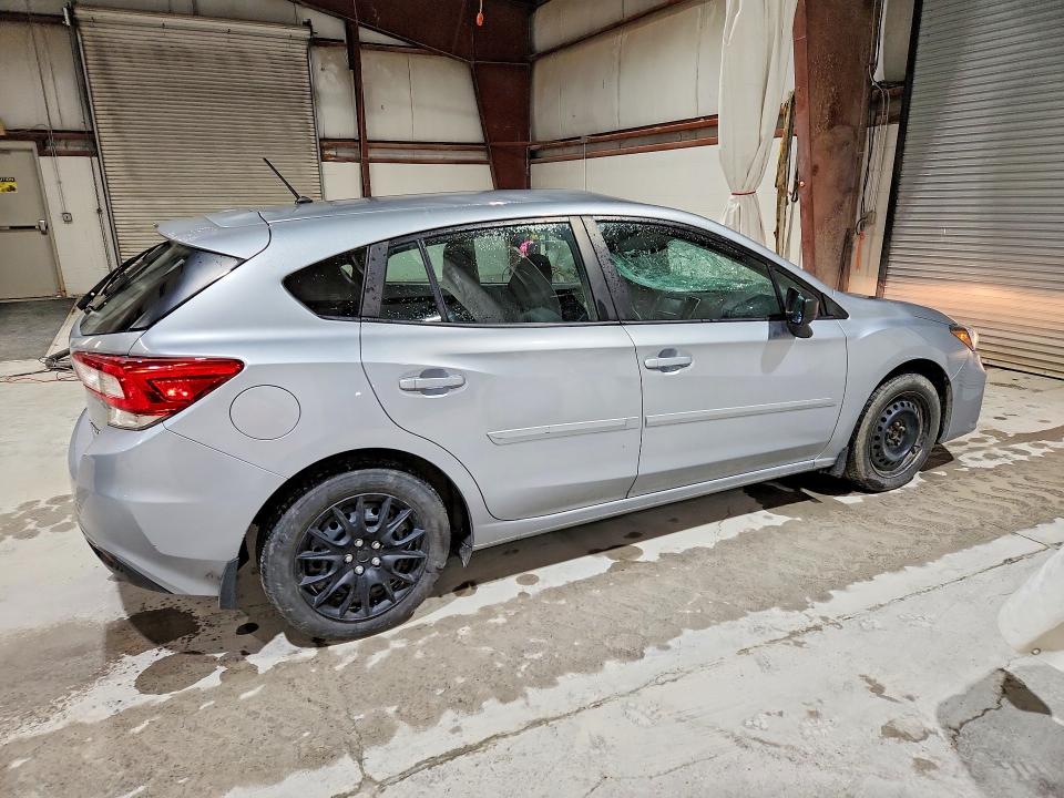 53240986 :رقم المزاد ، 4S3GTAA66J3740876 vin ، 2018 Subaru Impreza مزاد بيع