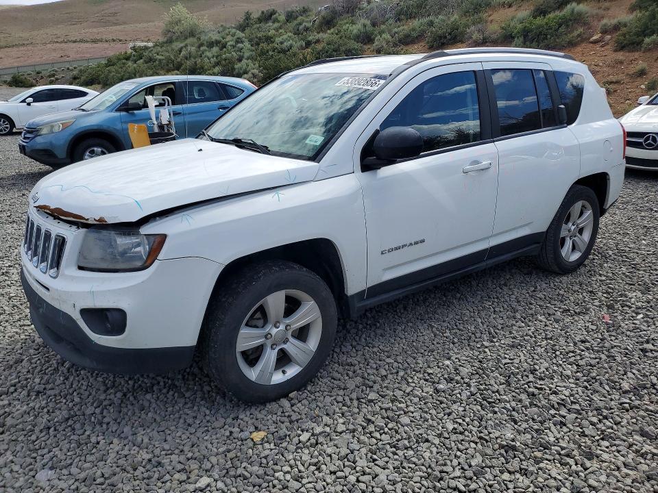 53892866 :رقم المزاد ، 1C4NJCBB8GD506570 vin ، 2016 Jeep Compass مزاد بيع