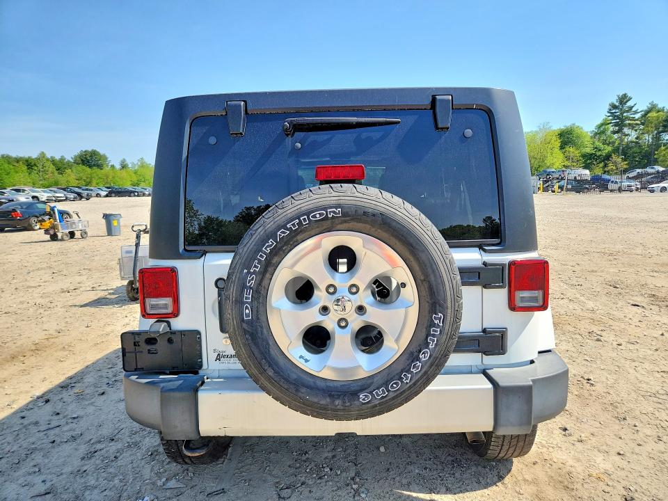 Продажа на аукционе авто 2015 Jeep Wrangler Unlimited, vin: 1C4BJWEG0FL685882, номер лота: 54258696