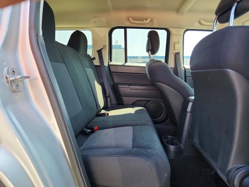 52876646 :رقم المزاد ، 1J4NT1GA8BD267037 vin ، 2011 Jeep Patriot مزاد بيع
