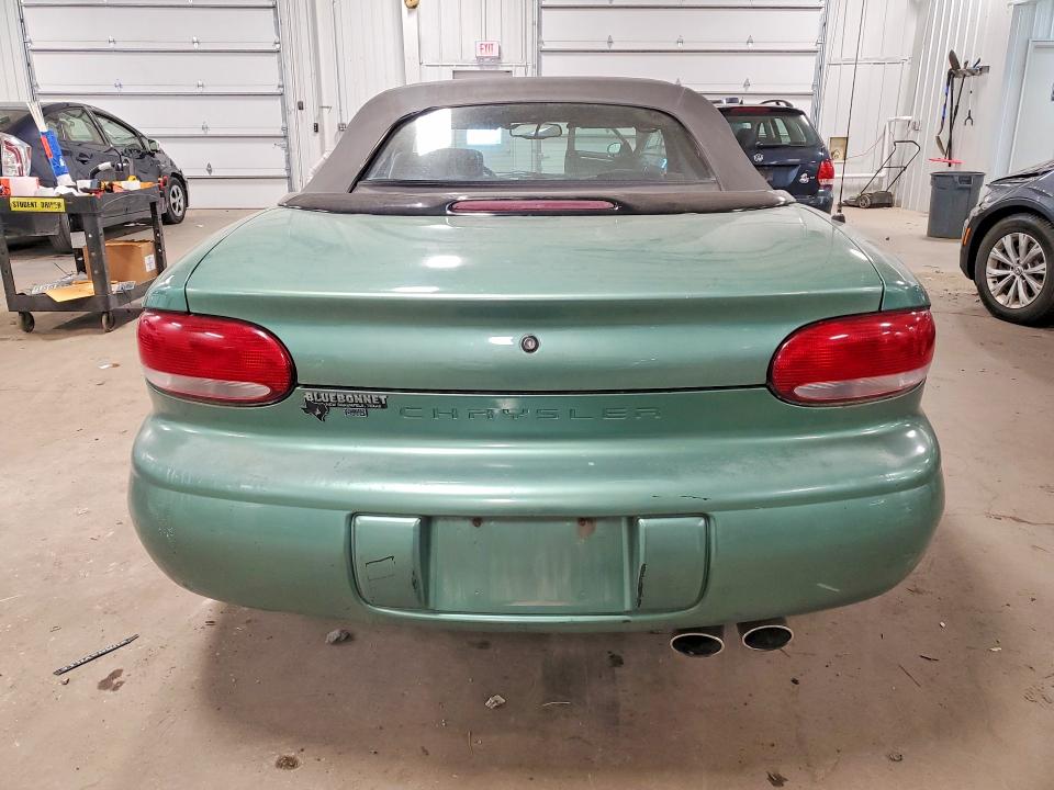 1998 Chrysler Sebring მანქანა იყიდება აუქციონზე, vin: 3C3EL45H4WT275793, აუქციონის ნომერი: 52829406