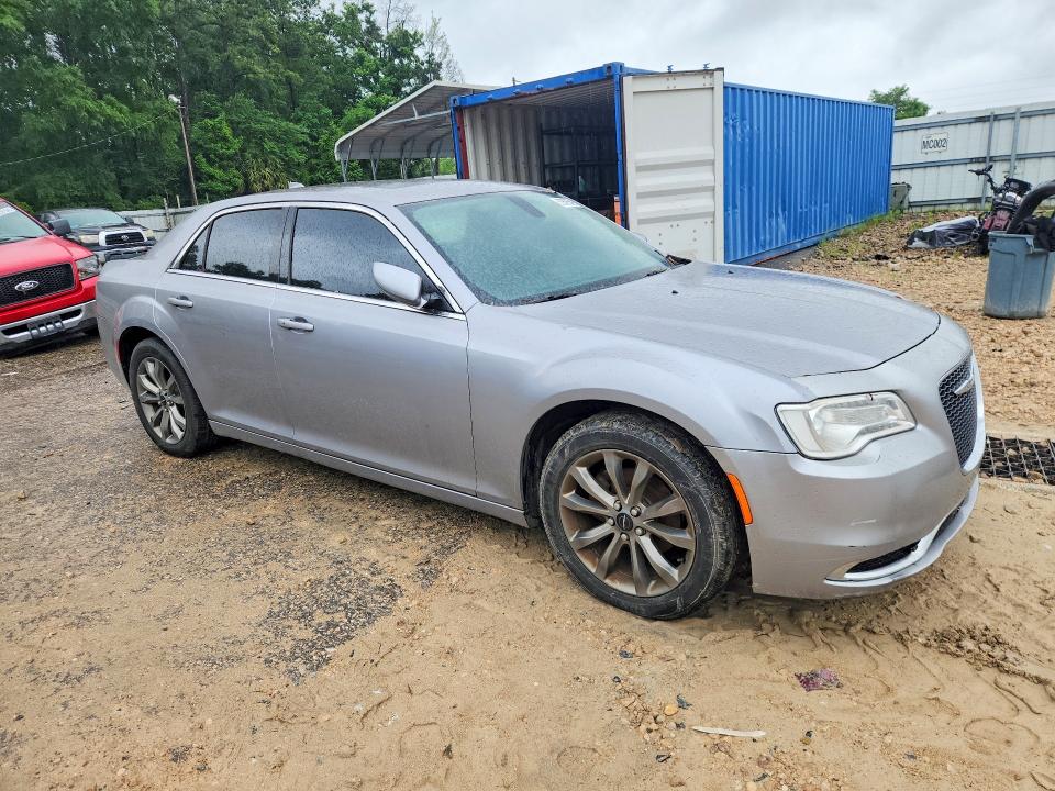 2015 Chrysler 300 მანქანა იყიდება აუქციონზე, vin: 2C3CCAAG2FH796605, აუქციონის ნომერი: 53585596
