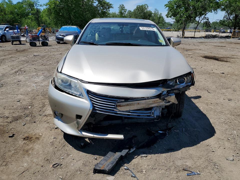 53129516 :رقم المزاد ، JTHBK1GG7D2045215 vin ، 2013 Lexus Es مزاد بيع