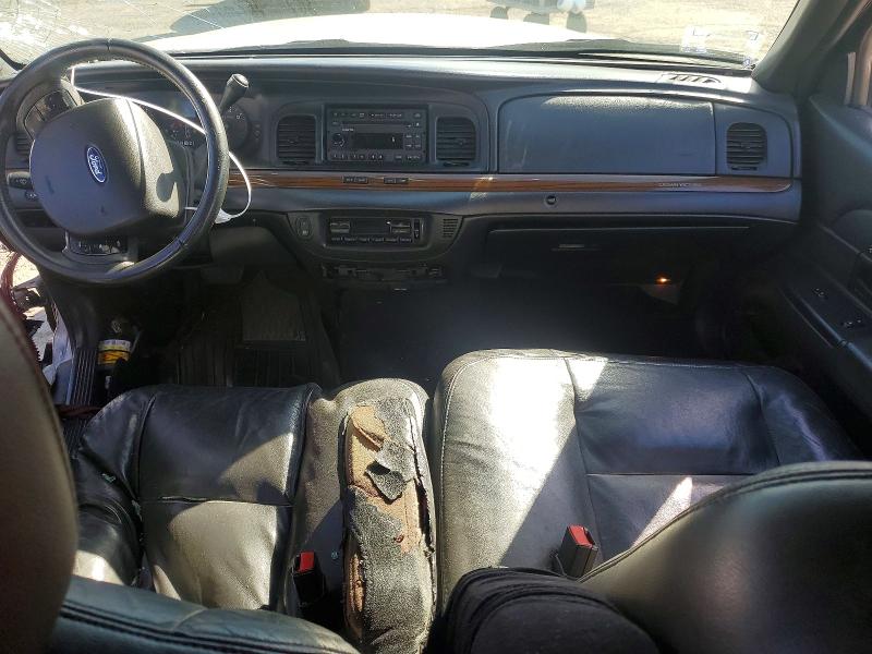 2006 Ford Crown Victoria მანქანა იყიდება აუქციონზე, vin: 2FAFP74W56X166883, აუქციონის ნომერი: 53854126