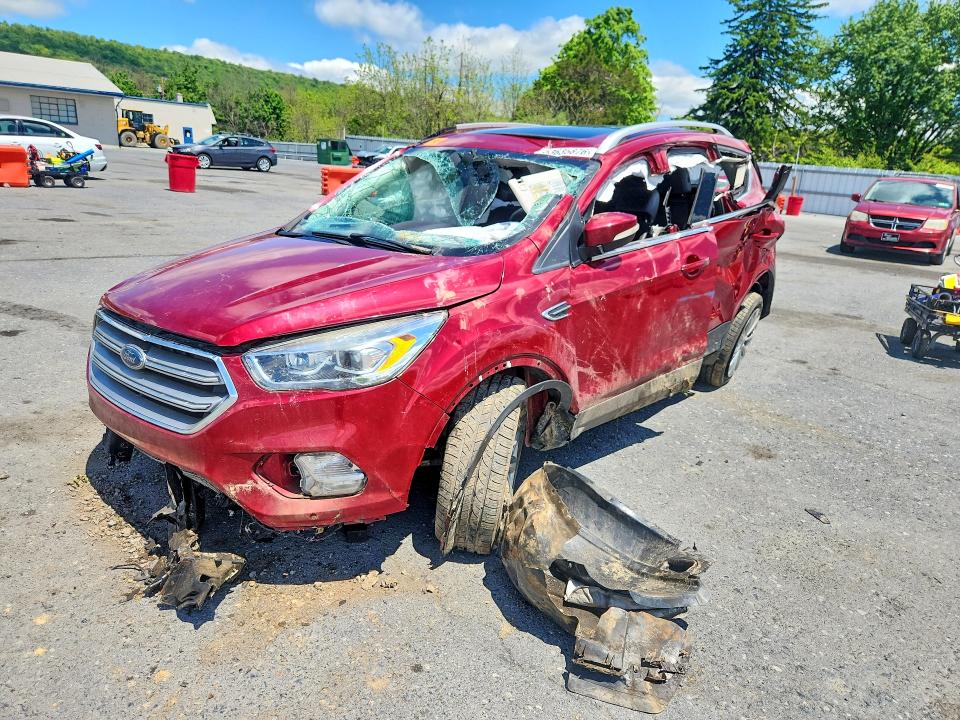 Продажа на аукционе авто 2017 Ford Escape, vin: 1FMCU9J94HUE32402, номер лота: 53635876