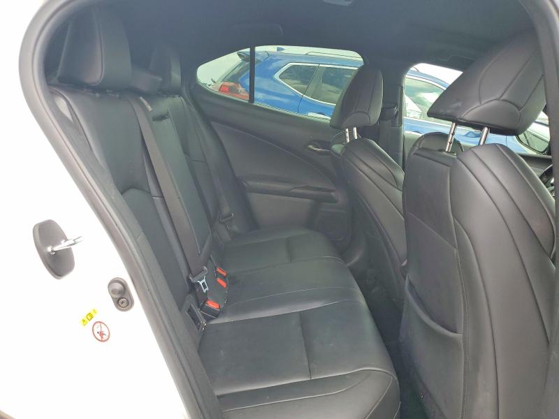 2019 Lexus Ux მანქანა იყიდება აუქციონზე, vin: JTHY3JBH7K2012817, აუქციონის ნომერი: 55164986