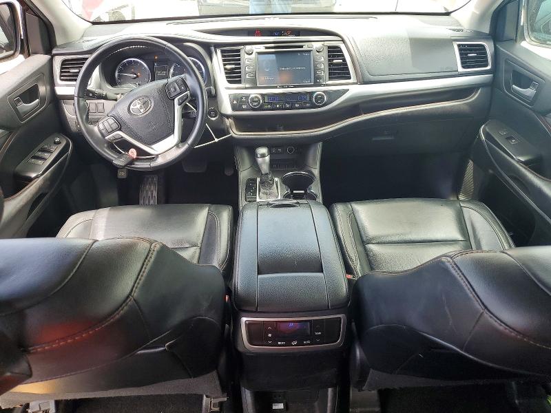 Продаж на аукціоні авто 2018 Toyota Highlander, vin: 5TDKZRFHXJS281108, номер лоту: 55061476