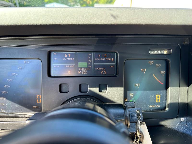 52307046 :رقم المزاد ، 1G1AY0780E5147284 vin ، 1984 Chevrolet Corvette مزاد بيع