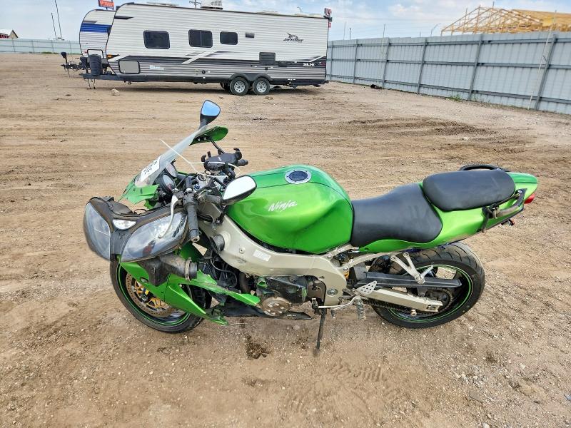 2000 Kawasaki Zx900 მანქანა იყიდება აუქციონზე, vin: JKAZX2E1XYA001737, აუქციონის ნომერი: 53942356
