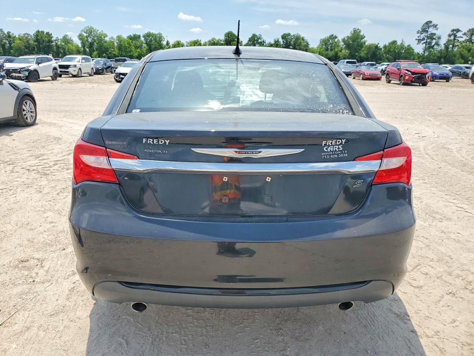 Продажа на аукционе авто 2013 Chrysler 200, vin: 1C3CCBBG4DN716472, номер лота: 55433886