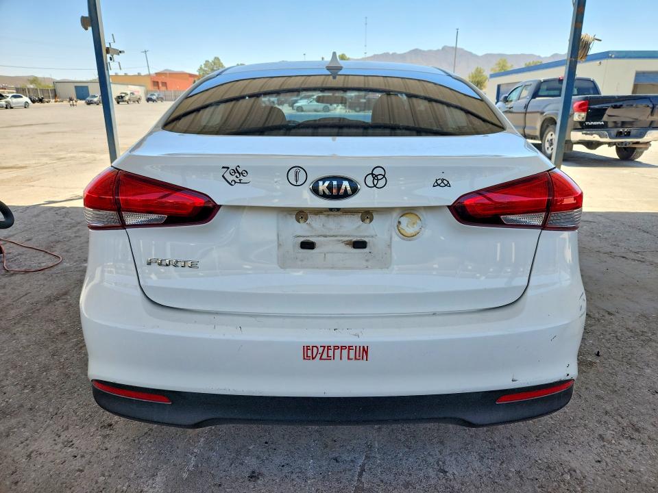 Продаж на аукціоні авто 2018 Kia Forte, vin: 3KPFK4A77JE276403, номер лоту: 54143306