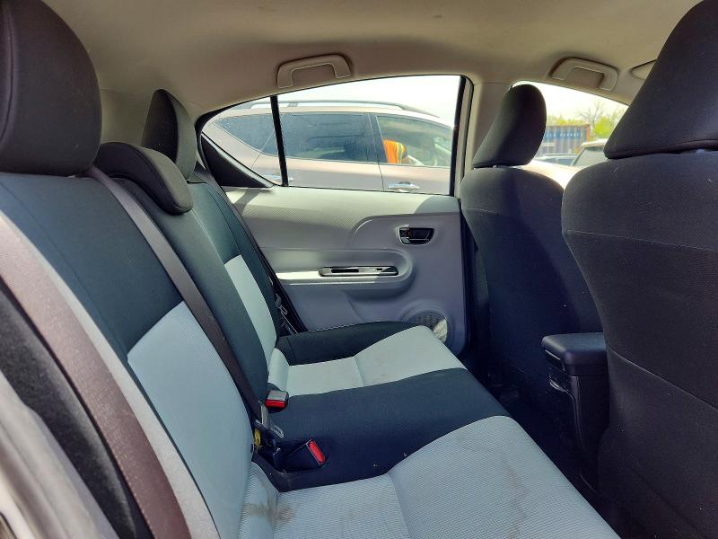 53978066 :رقم المزاد ، JTDKDTB36C1516951 vin ، 2012 Toyota Prius C مزاد بيع