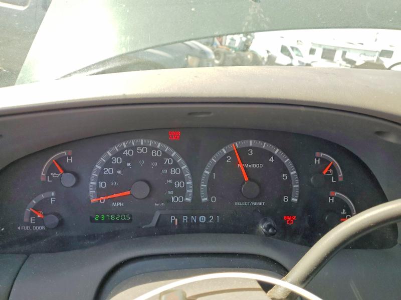 Продажа на аукционе авто 2001 Ford F150, vin: 2FTRX17L61CB04608, номер лота: 53950746