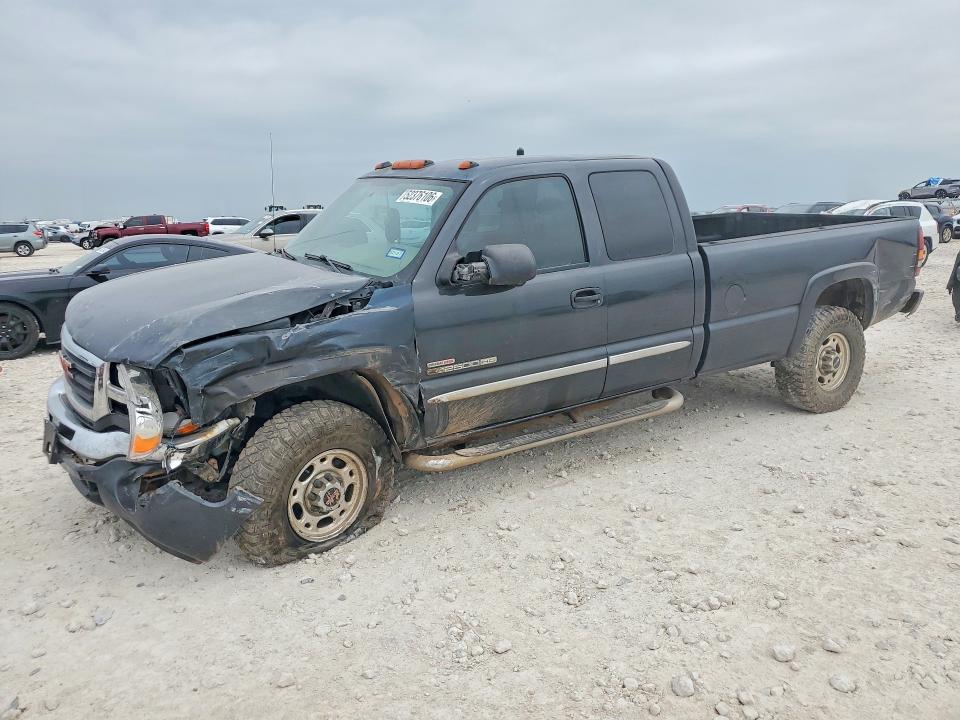 2004 Gmc Sierra მანქანა იყიდება აუქციონზე, vin: 1GTHC29214E248549, აუქციონის ნომერი: 52376106