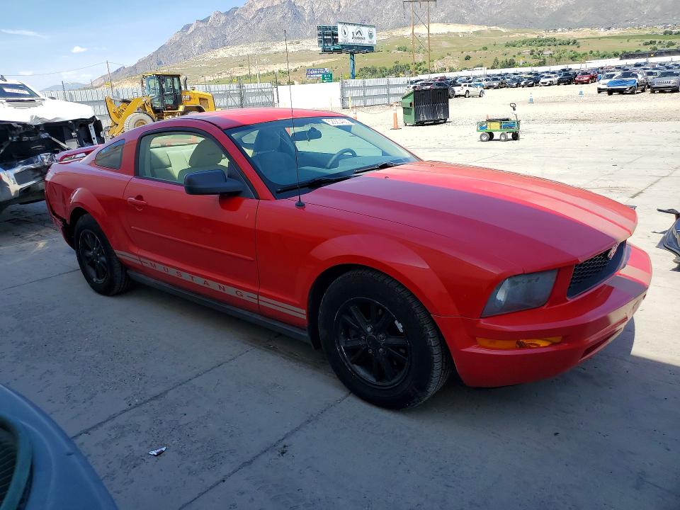 Продаж на аукціоні авто 2005 Ford Mustang, vin: 1ZVFT80N555210662, номер лоту: 52920426