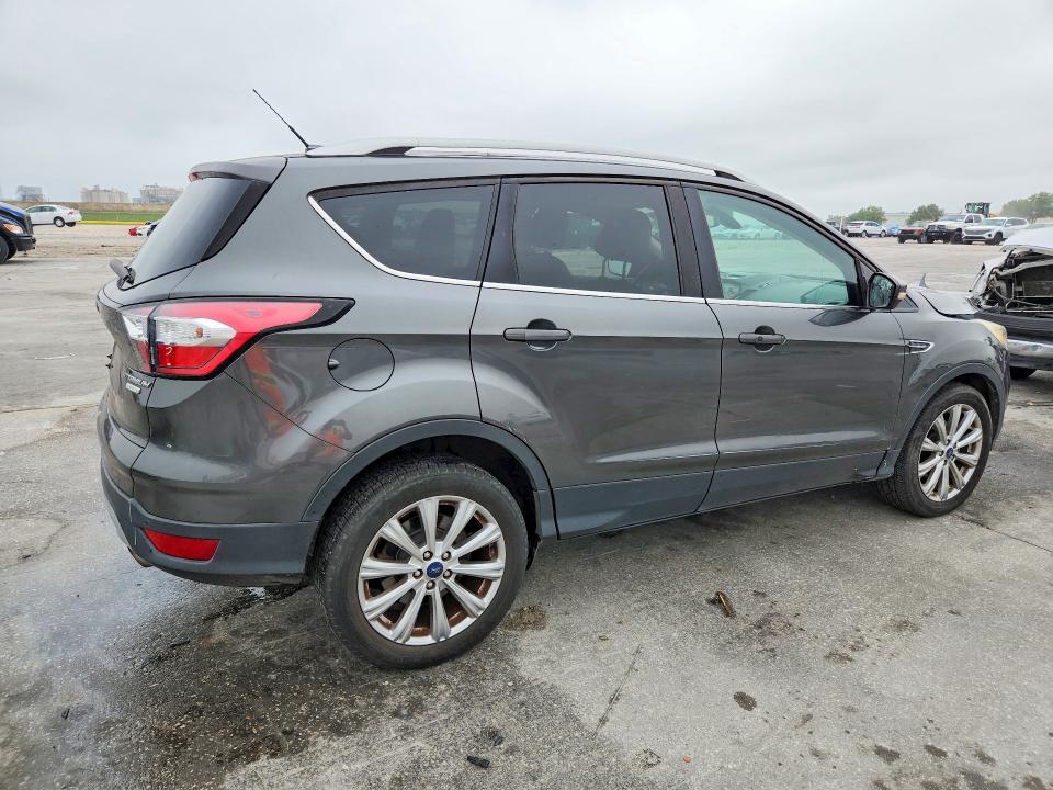 53031446 :رقم المزاد ، 1FMCU0JD1HUC94902 vin ، 2017 Ford Escape مزاد بيع