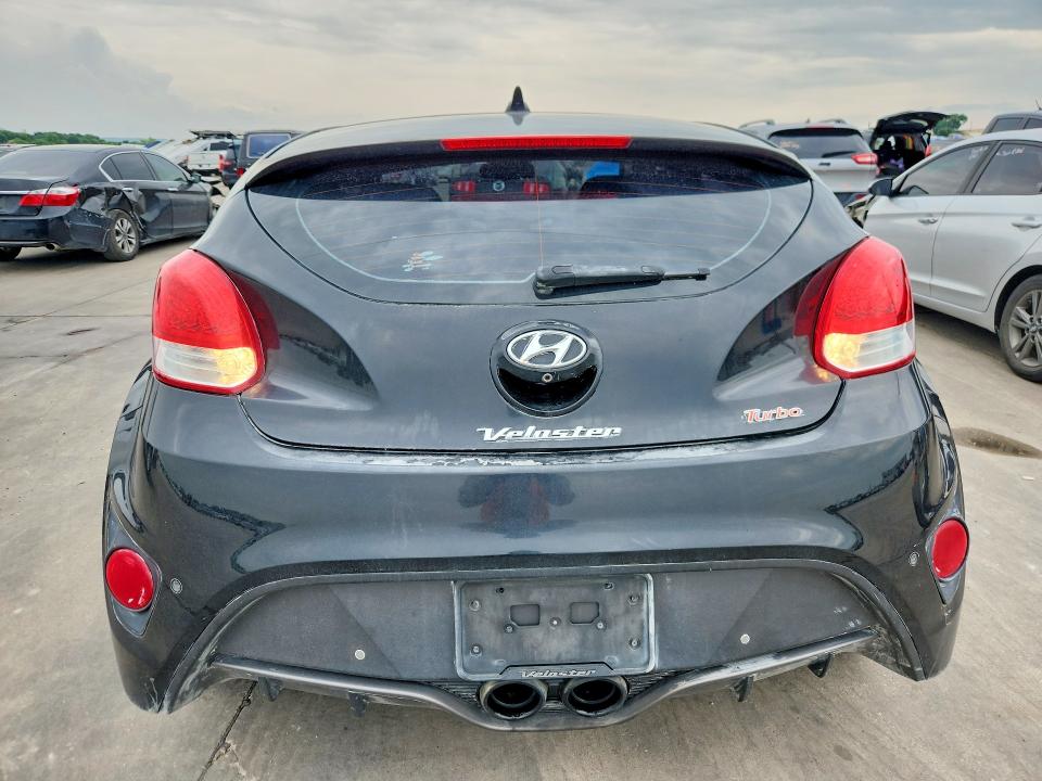 2015 Hyundai Veloster მანქანა იყიდება აუქციონზე, vin: KMHTC6AE4FU240862, აუქციონის ნომერი: 54604256