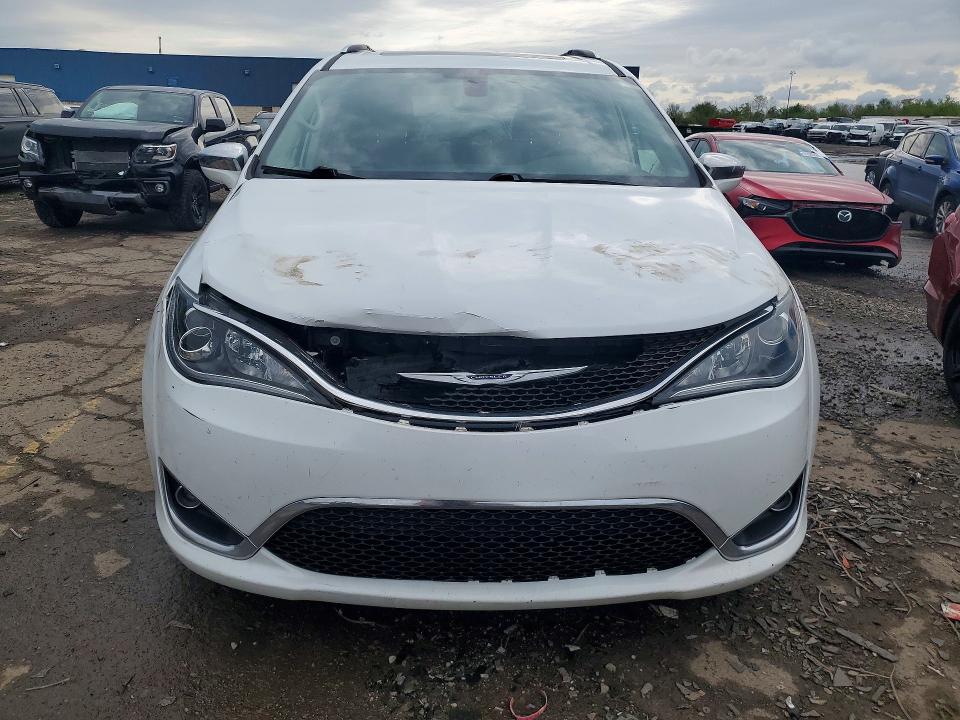 Продажа на аукционе авто 2019 Chrysler Pacifica, vin: 2C4RC1GG3KR576262, номер лота: 52352756