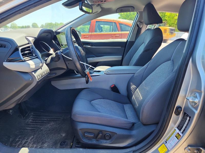 52495526 :رقم المزاد ، 4T1R11AK7NU704749 vin ، 2022 Toyota Camry مزاد بيع