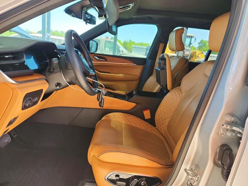 Продажа на аукционе авто 2024 Jeep Grand Cherokee, vin: 1C4RJHEG6R8626434, номер лота: 53599786