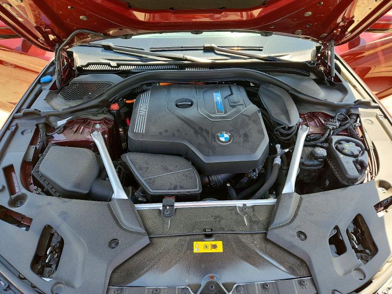 54185056 :رقم المزاد ، WBA33AG01PCM37995 vin ، 2023 Bmw 530xe مزاد بيع