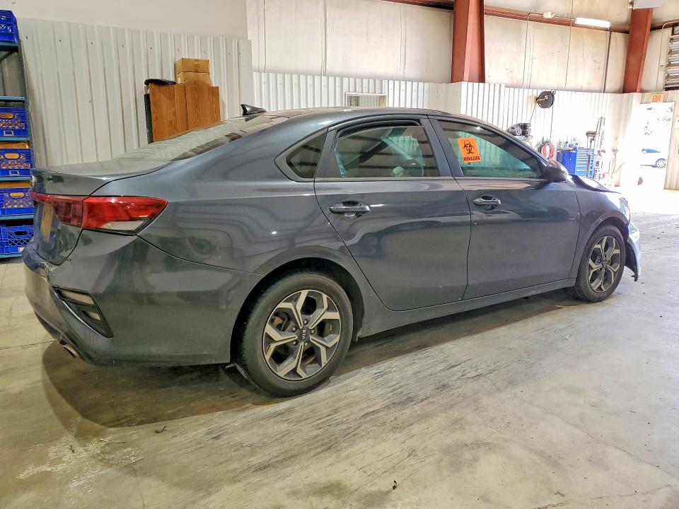2019 Kia Forte მანქანა იყიდება აუქციონზე, vin: 3KPF24AD9KE092183, აუქციონის ნომერი: 52069996