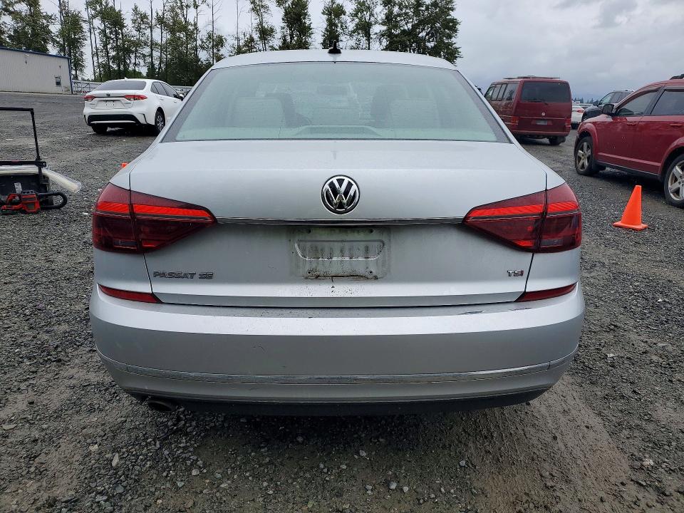 2017 Volkswagen Passat მანქანა იყიდება აუქციონზე, vin: 1VWBT7A30HC014909, აუქციონის ნომერი: 53737056