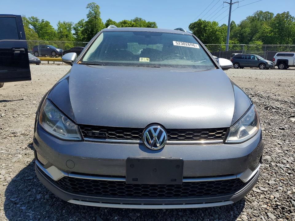 52302696 :رقم المزاد ، 3VWH17AU7HM527534 vin ، 2017 Volkswagen Golf Alltrack مزاد بيع