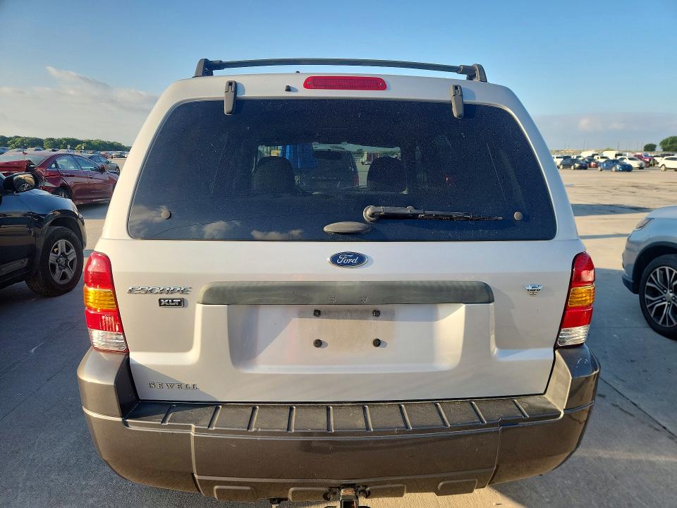 Продажа на аукционе авто 2005 Ford Escape, vin: 1FMCU03125KB33422, номер лота: 52369236