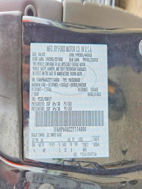53046606 :رقم المزاد ، 1FAHP60A22Y114800 vin ، 2002 Ford Thunderbird مزاد بيع