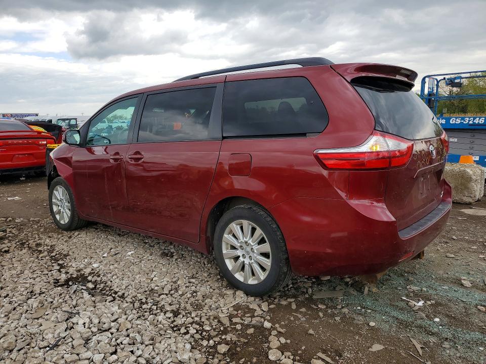 Продажа на аукционе авто 2015 Toyota Sienna, vin: 5TDJK3DC8FS126939, номер лота: 52010816