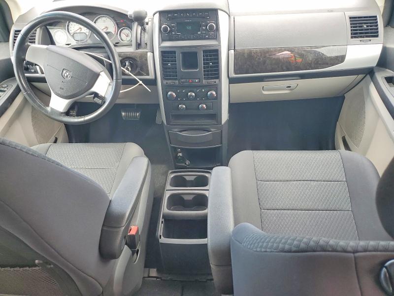 53112486 :رقم المزاد ، 2D4RN5D13AR397318 vin ، 2010 Dodge Grand Caravan مزاد بيع