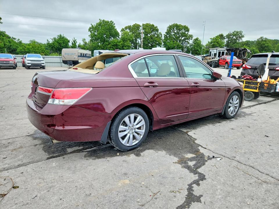54323136 :رقم المزاد ، 1HGCP2F85BA060176 vin ، 2011 Honda Accord مزاد بيع