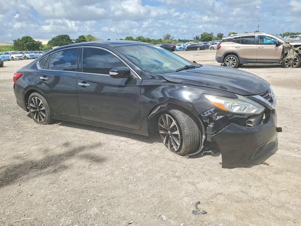 54125166 :رقم المزاد ، 1N4AL3AP0JC111033 vin ، 2018 Nissan Altima مزاد بيع